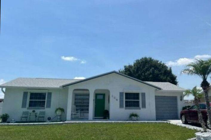 Luca Ln, Kissimmee, FL 34743