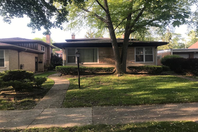 5311 Grove St Skokie, IL 60077, Cook County