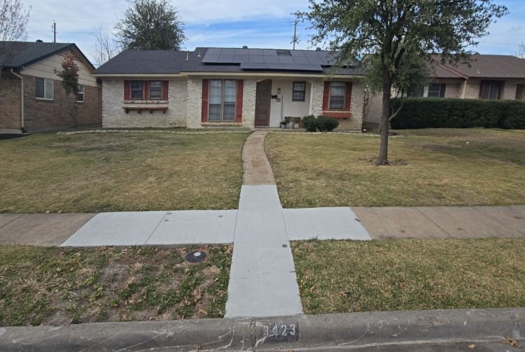 3423 Point East Dr Mesquite, TX 75150-2647, Dallas County