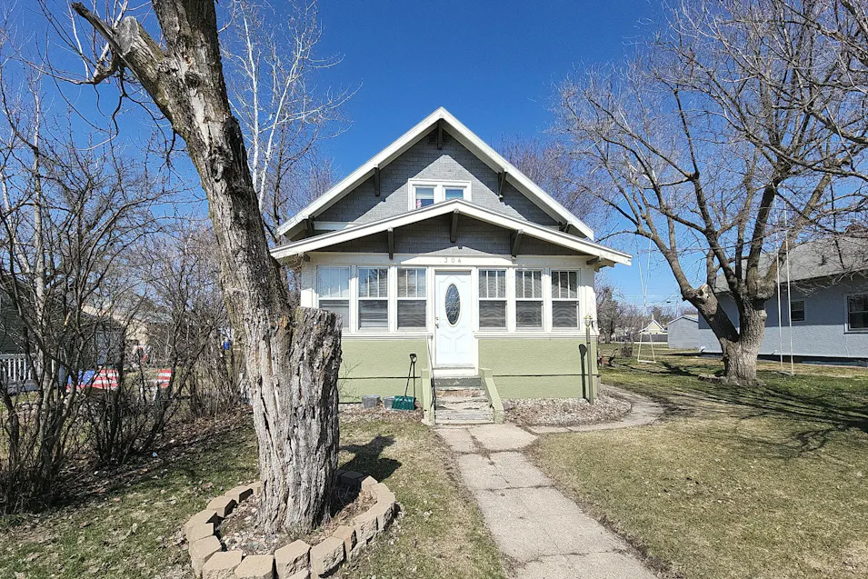 304 W Main Ave Frazee, MN 56544, Becker County