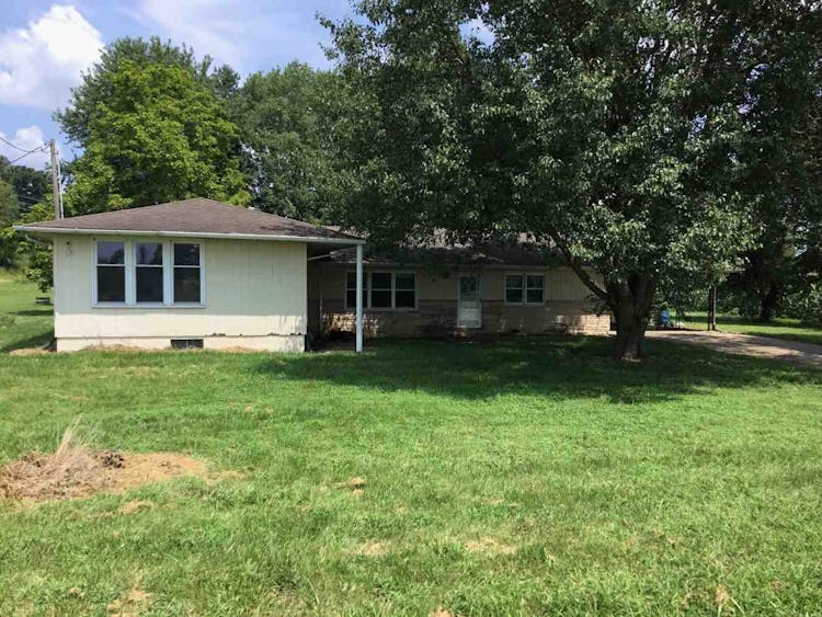 5804 W County Road 150 S Medora, IN 47260, Jackson County