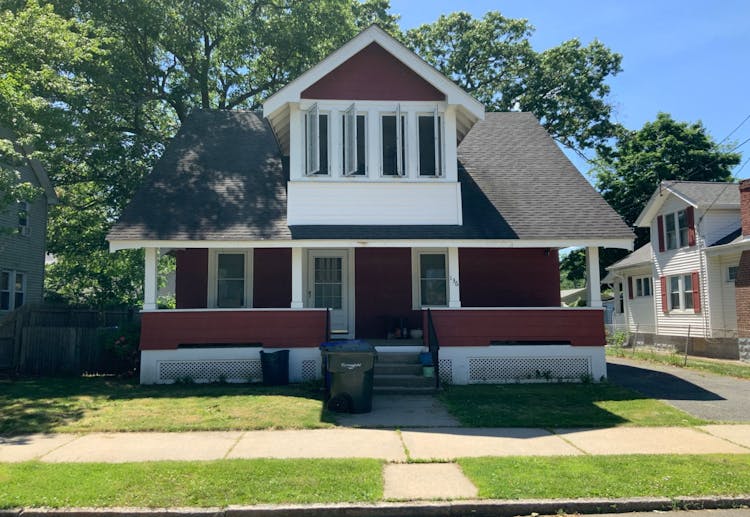 136 Marsden St Springfield, MA 01109, Hampden County