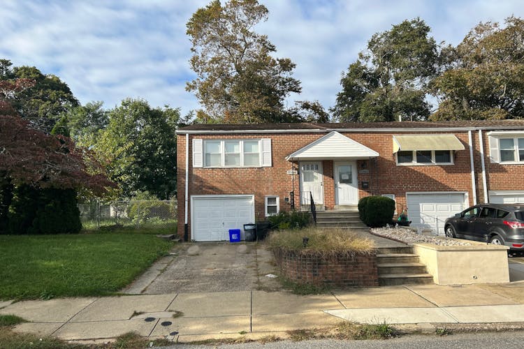 11900 Farwell Road Philadelphia, PA 19154, Philadelphia County