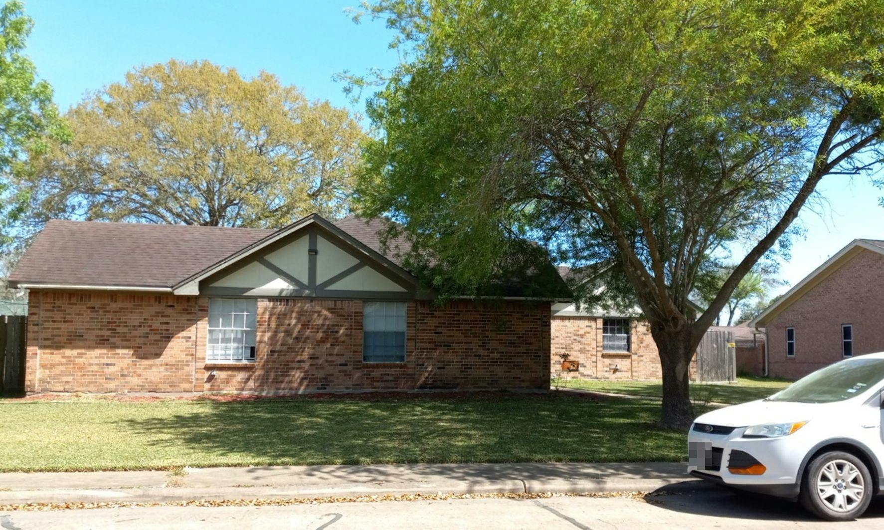 Carlow Ln, LA Porte, TX 77571