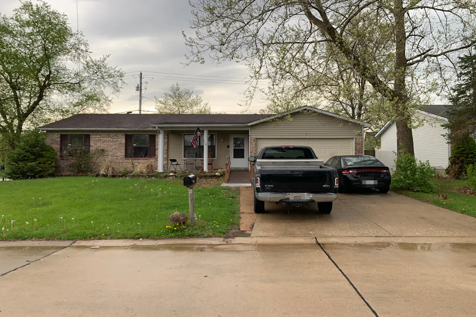 2 W Sunny Wood Ct St Peters, MO 63376, St. Charles County