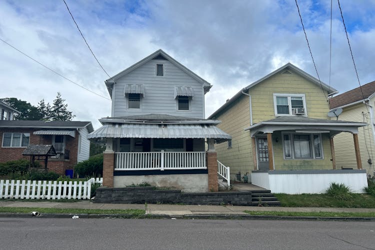 232 E Union Street Nanticoke, PA 18634, Luzerne County