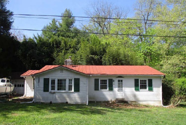 10 Abberly Rd Thornton, PA 19373, Delaware County