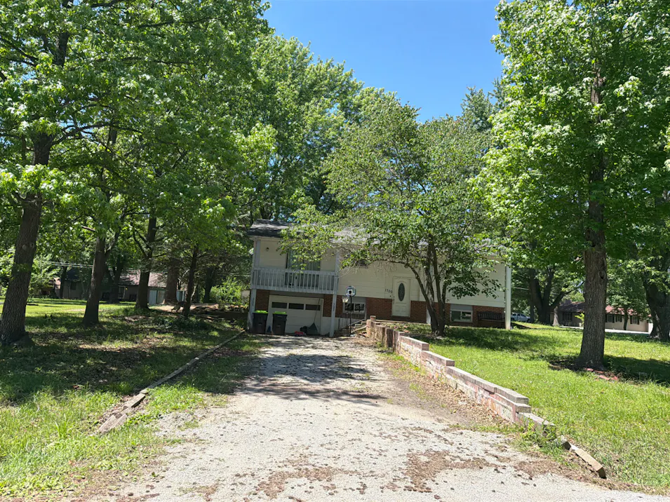 1700 S Jackson St El Dorado Springs, MO 64744, Cedar County