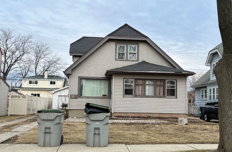 2435 North 59th Street Milwaukee, WI 53210, Milwaukee County