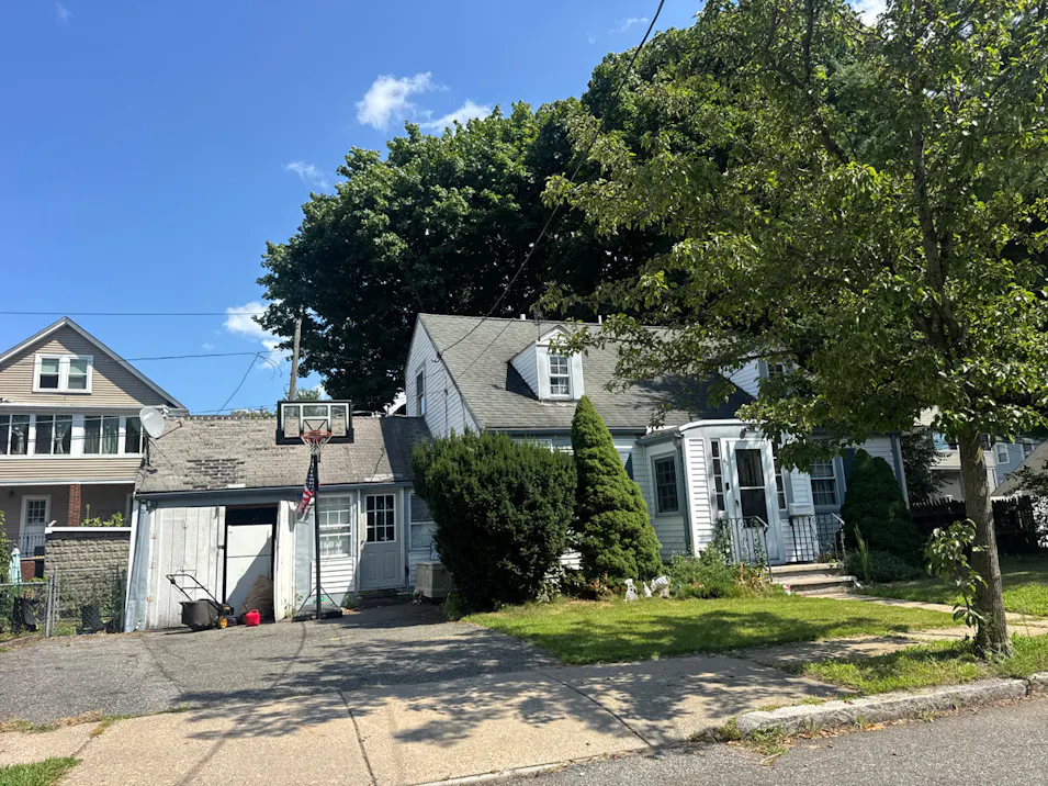 65 Sydney Street Medford, MA 02155, Middlesex County