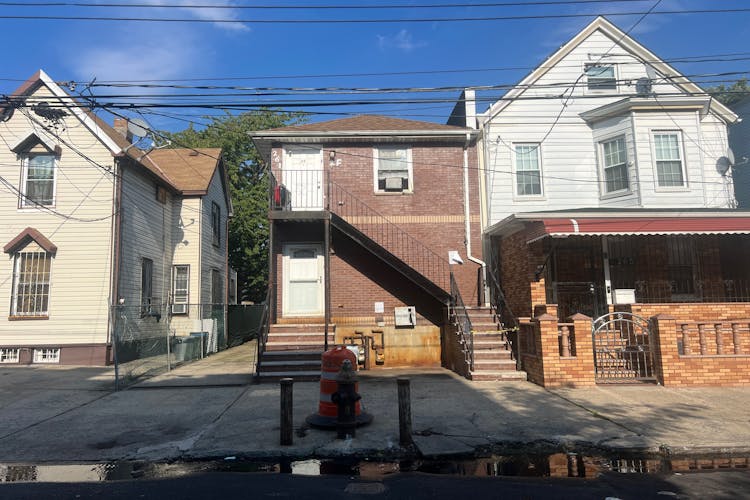 261 Cleveland Street Brooklyn, NY 11208, Kings County