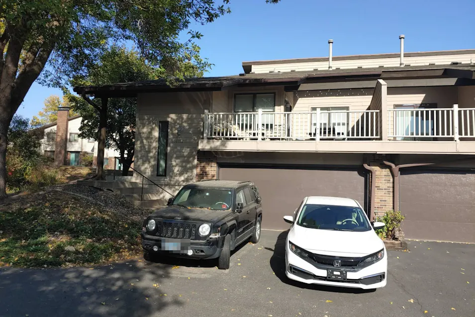 14702 Southampton Drive Burnsville, MN 55306, Dakota County
