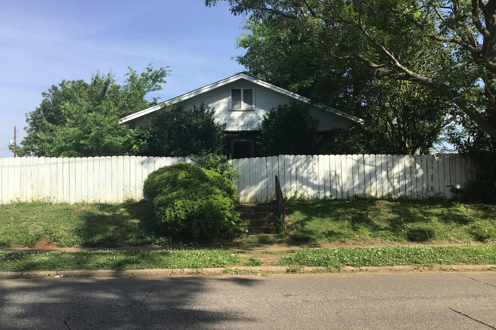 Mcmillon Ave, Birmingham, AL 35211