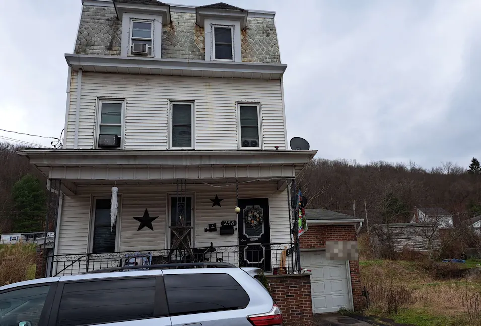 258 E Bacon St Palo Alto, PA 17901, Schuylkill County