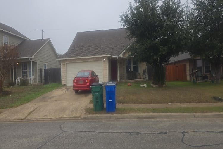 604 Debra Dr Taylor, TX 76574, Williamson County