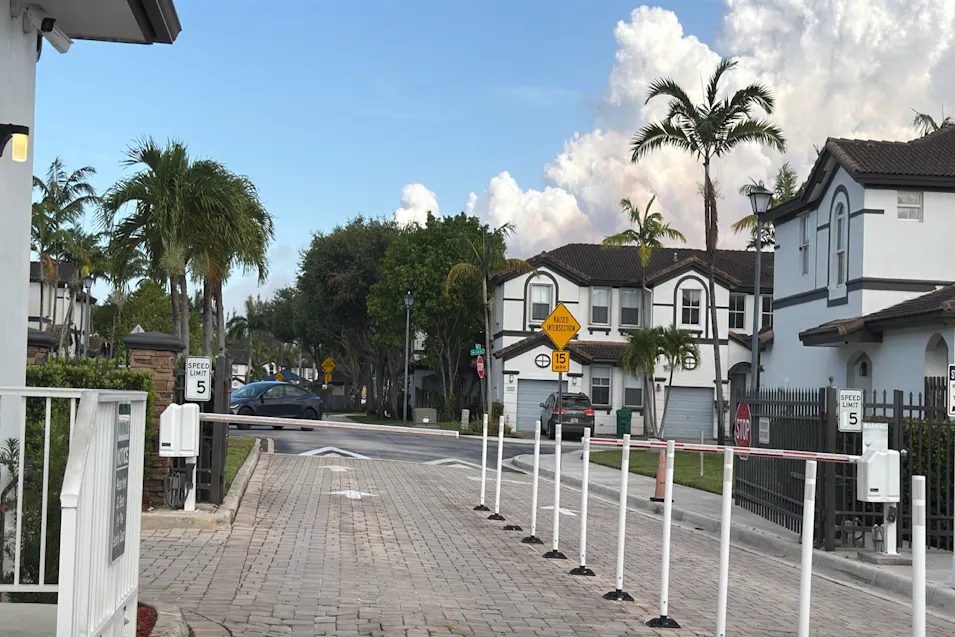 11401 Northwest 76th Terrace Medley, FL 33178, Miami-Dade County