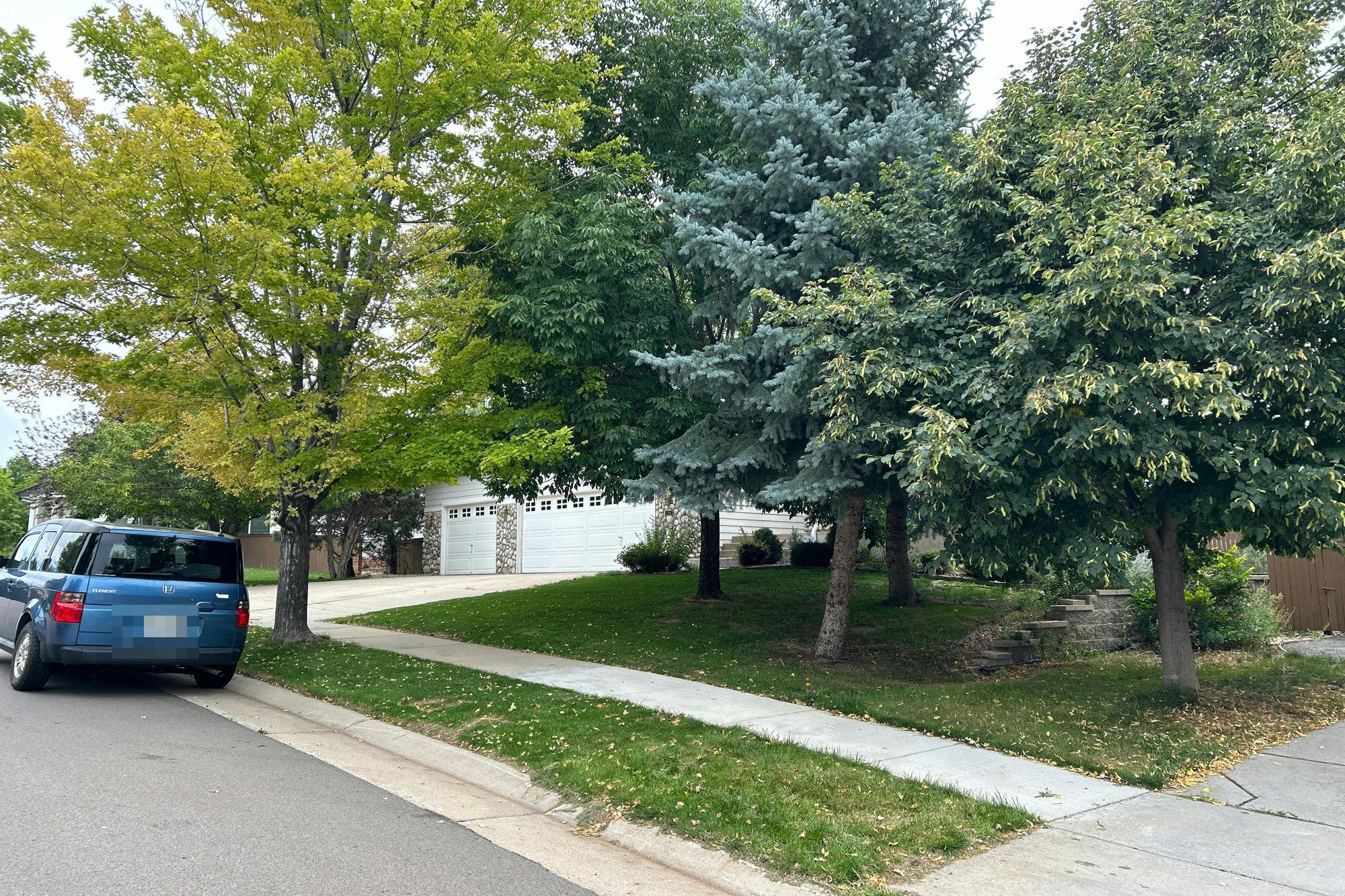 Ridgemont Cir, Highlands Ranch, CO 80126
