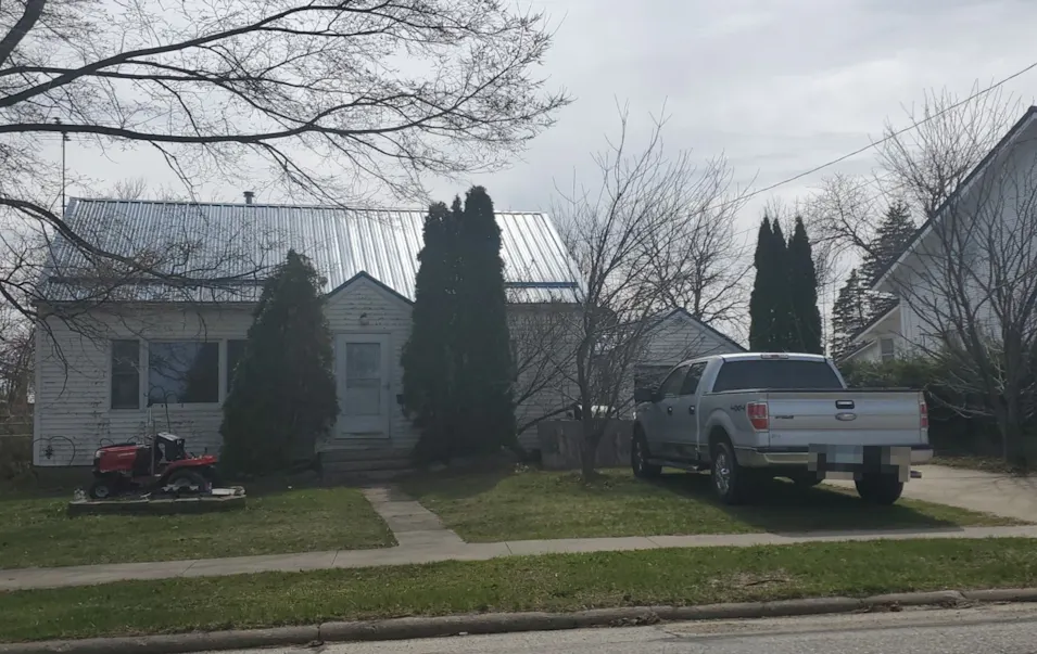 412 West Mission Street Strawberry Point, IA 52076, Clayton County