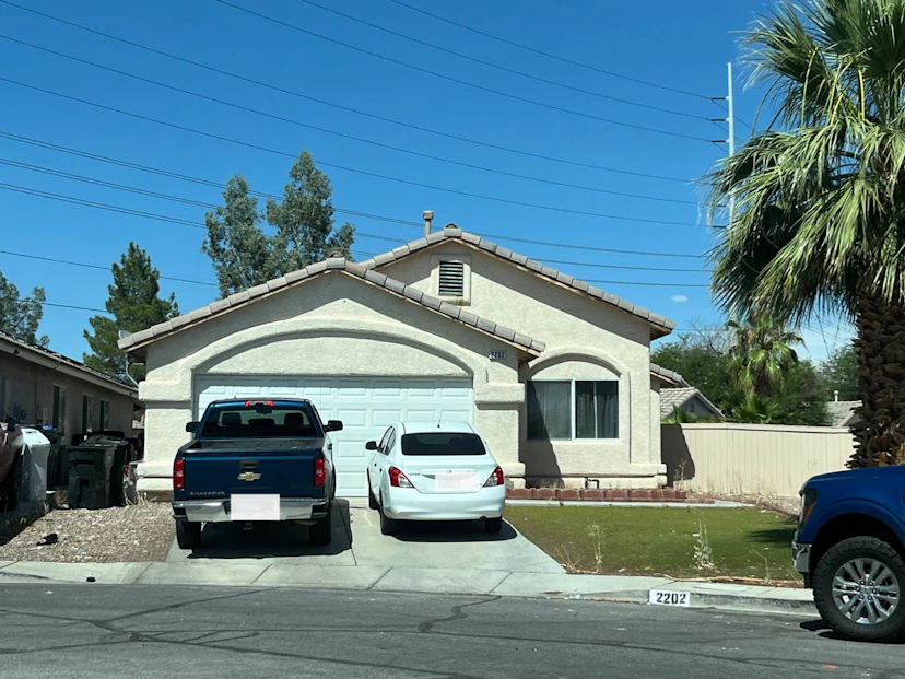 2202 Grand Prize Avenue