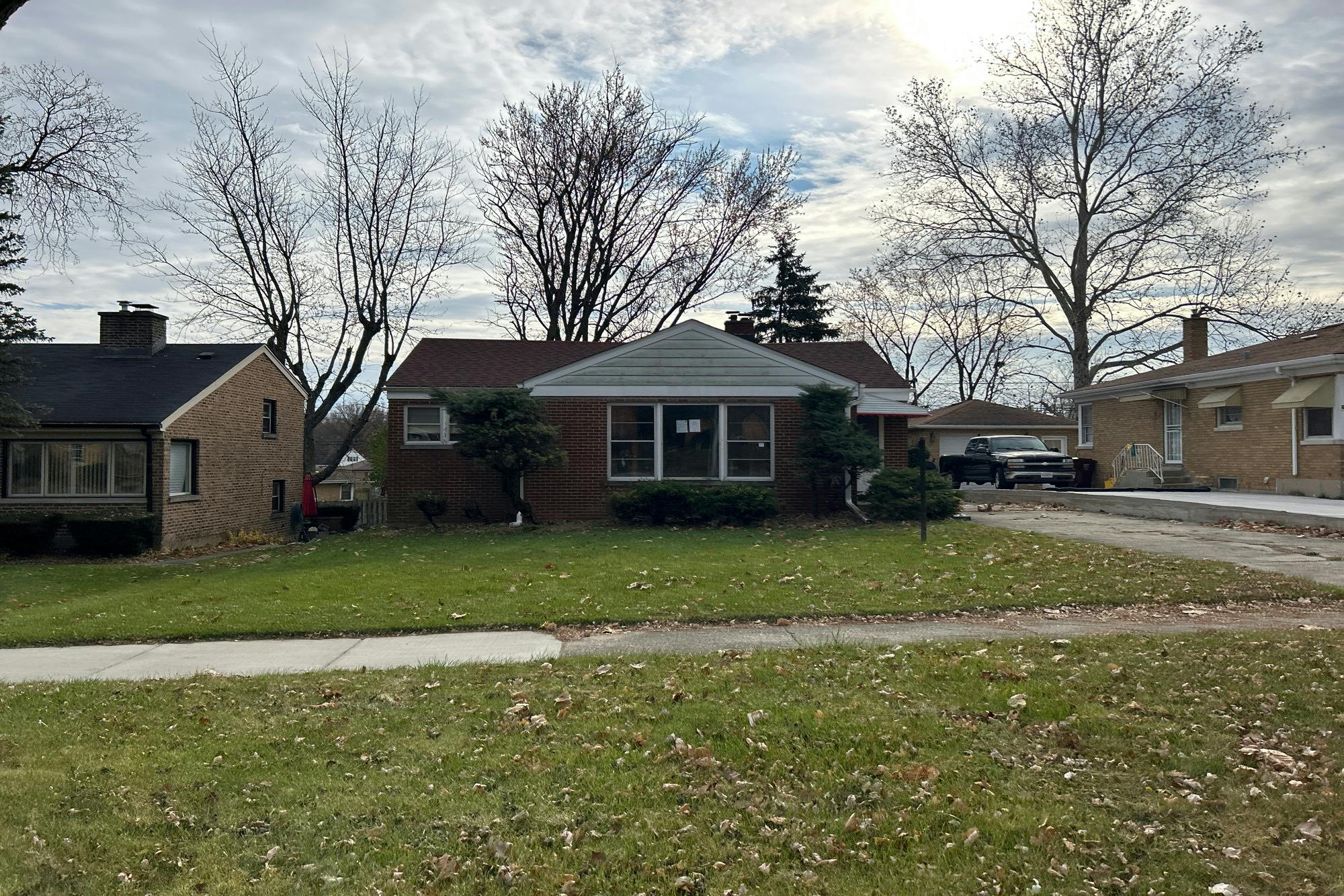 10th St, Chicago Heights, IL 60411