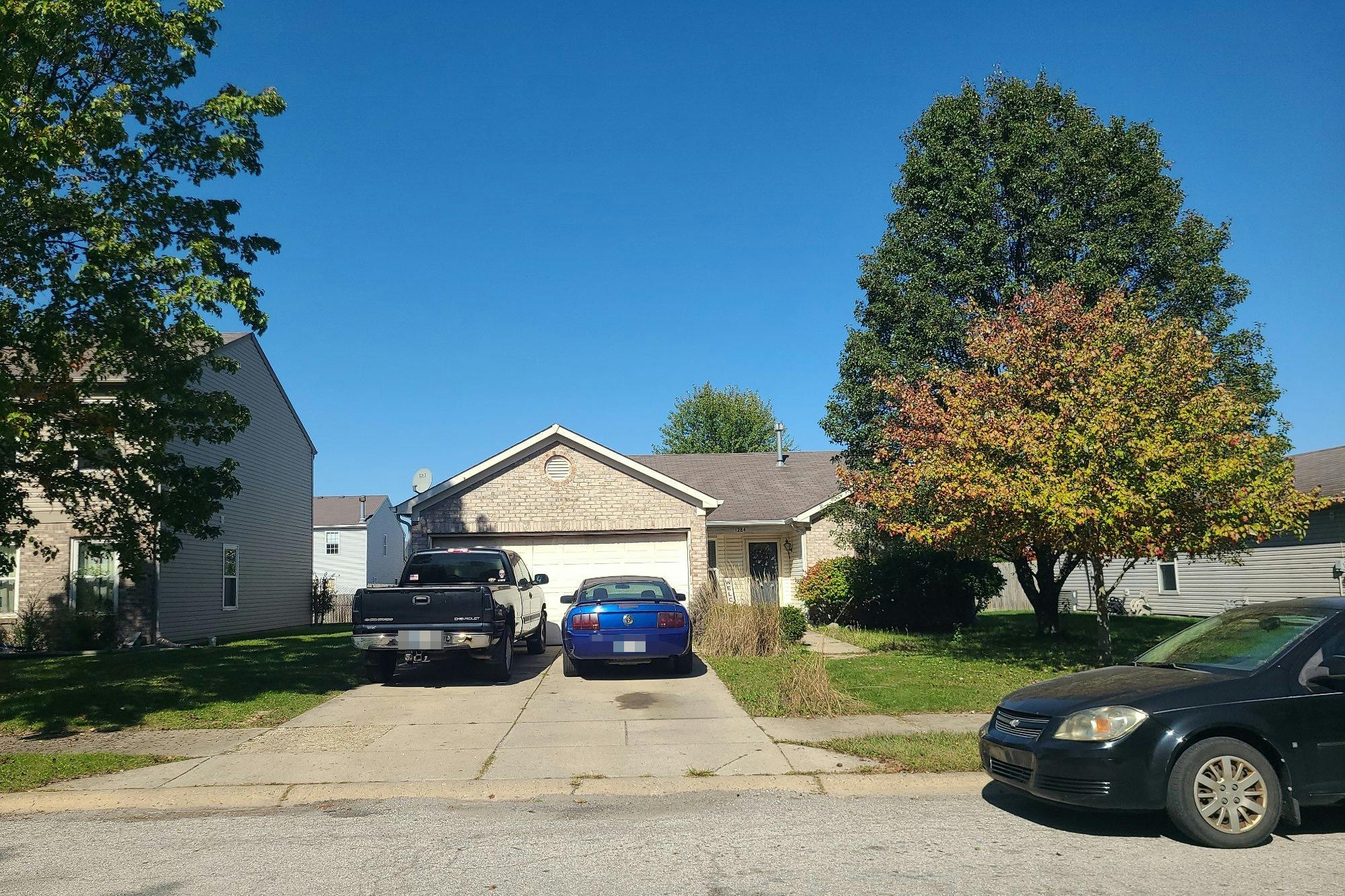 Clove Ct, Greenfield, IN 46140