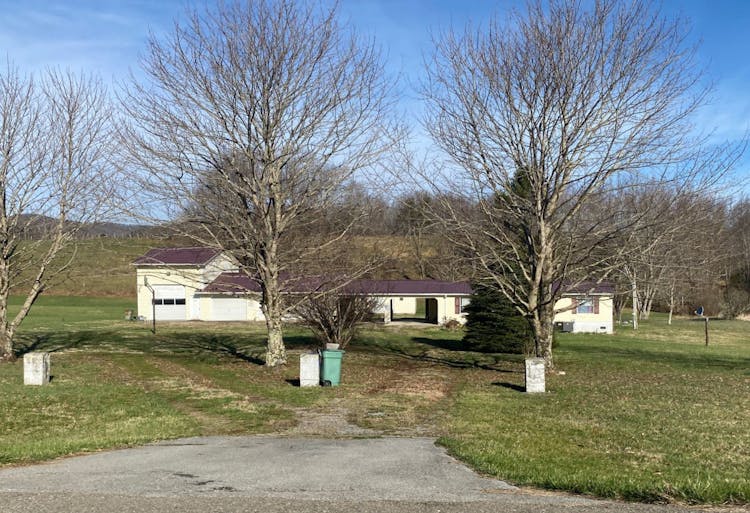 1861 Highway133 Shady Valley, TN 37688, Johnson County