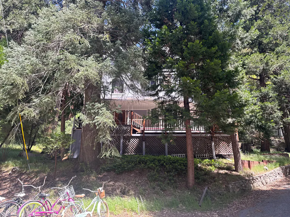 25010 Valle Dr Crestline, CA 92325, San Bernardino County