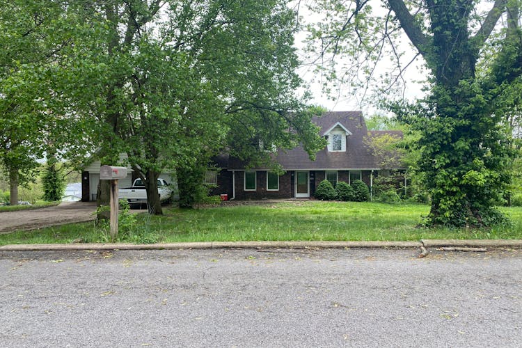 500 W 15th St Cassville, MO 65625, Barry County