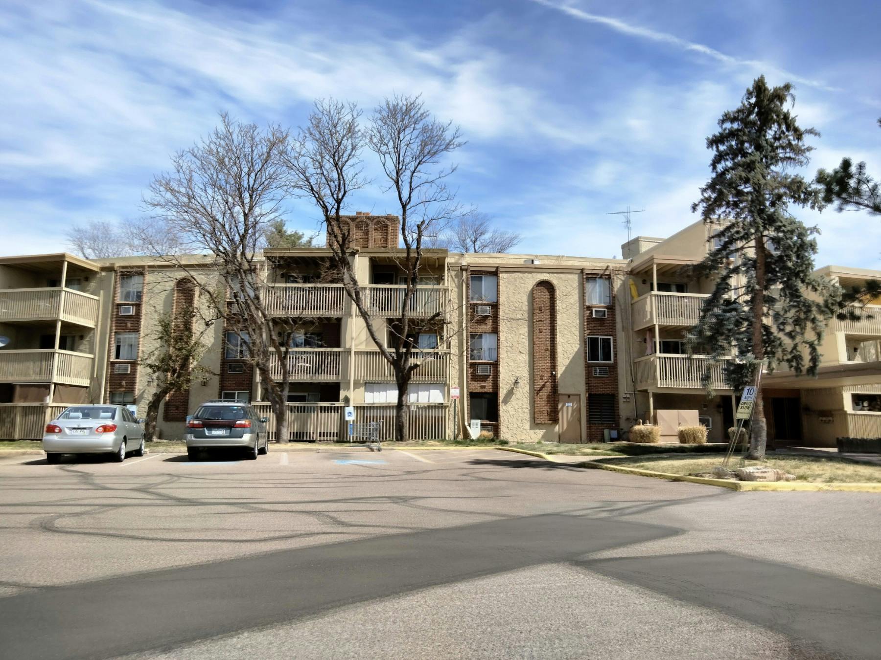 1300 S Parker Rd Unit 659, Denver, CO, 80231, USA