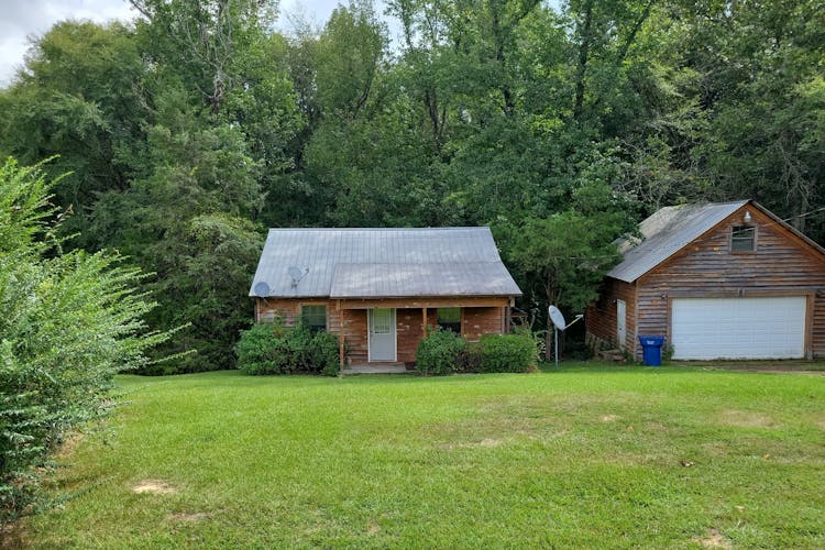 32211 Blackjack Rd, Batesville, MS, 38606, USA