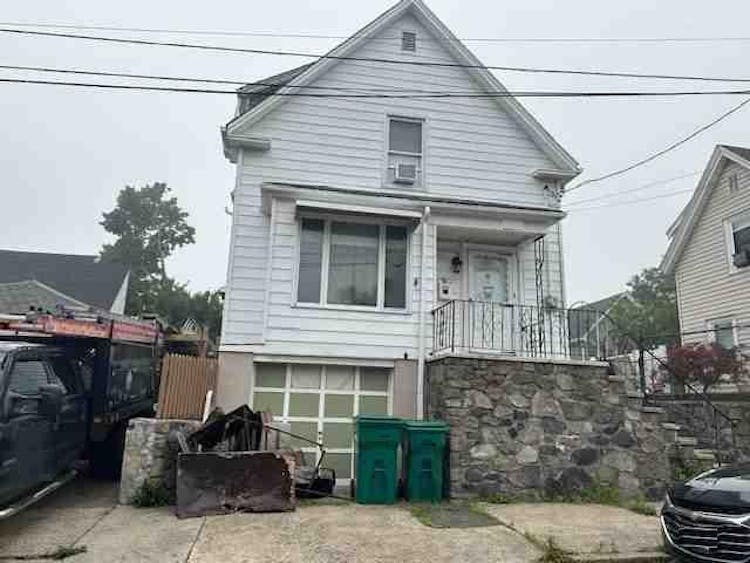 125 Sheridan Street Lynn, MA 01902, Essex County