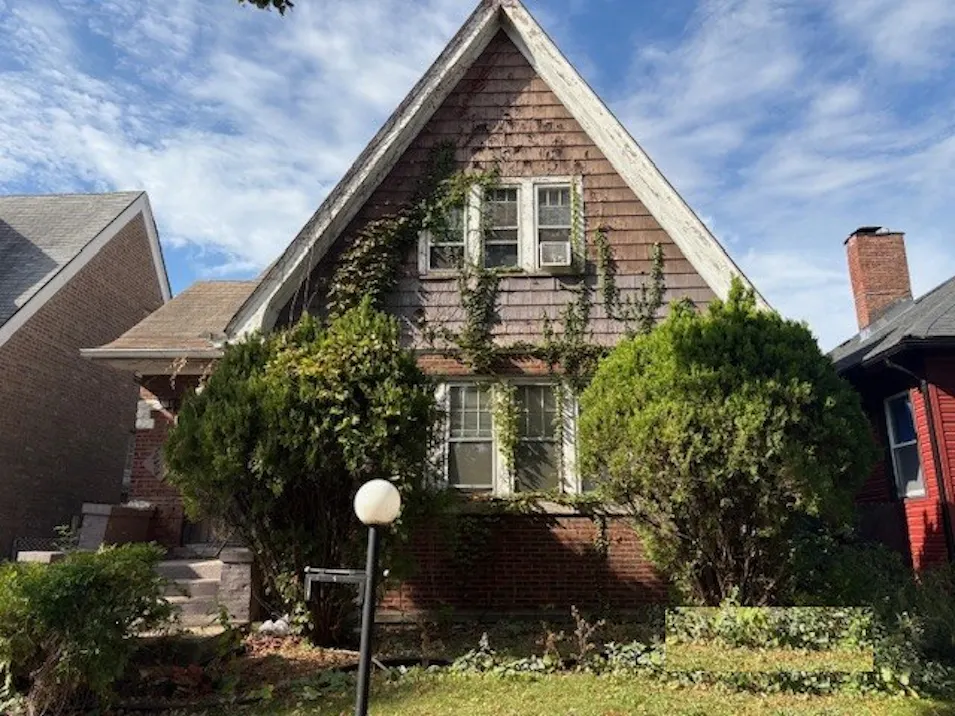 10404 S Emerald Ave Chicago, IL 60628, Cook County