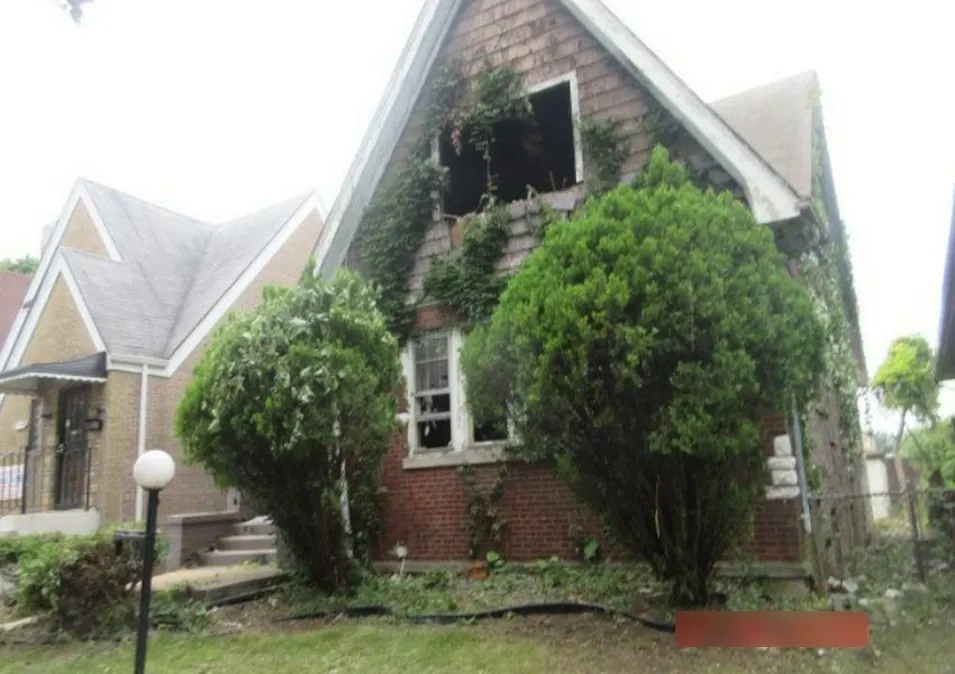 10404 S Emerald Ave Chicago, IL 60628, Cook County