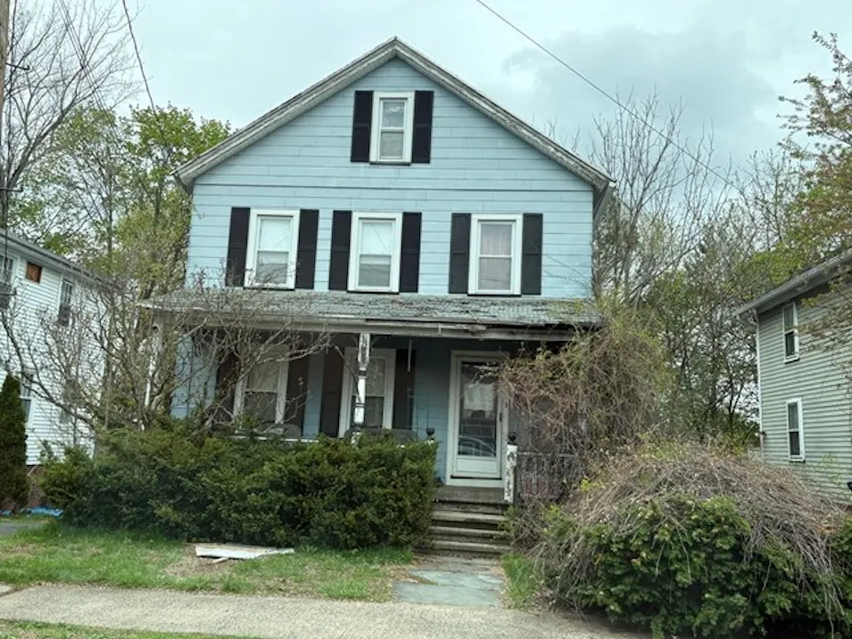 304 Maple St New Britain, CT 06051, Hartford County