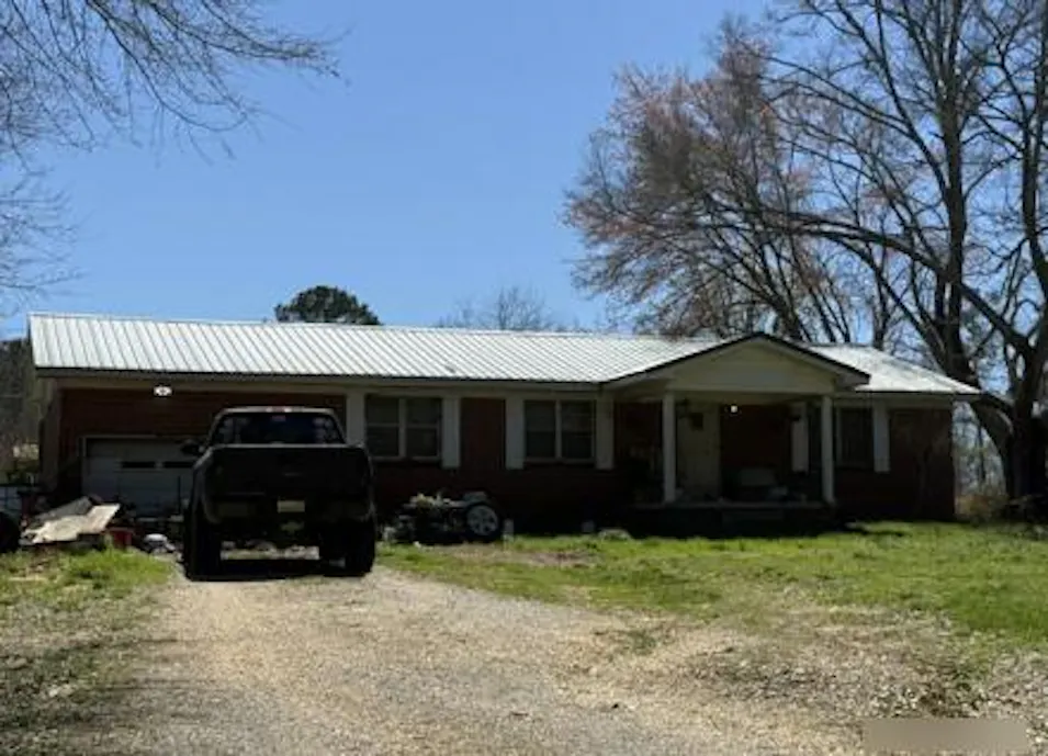 781 Mills Rd Hamilton, AL 35570, Lamar County