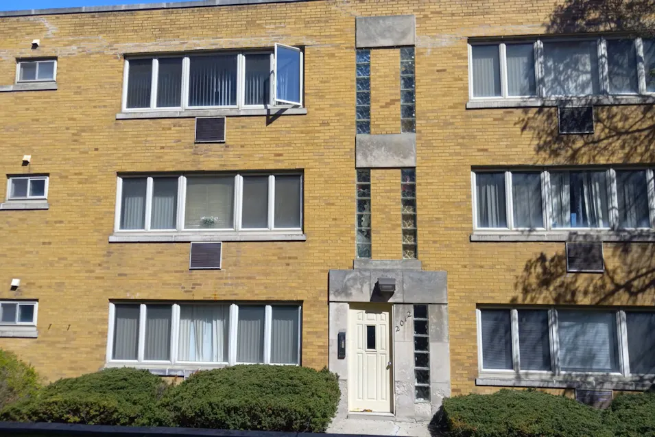 2012 West 111th Street 3s Chicago, IL 60643, Cook County