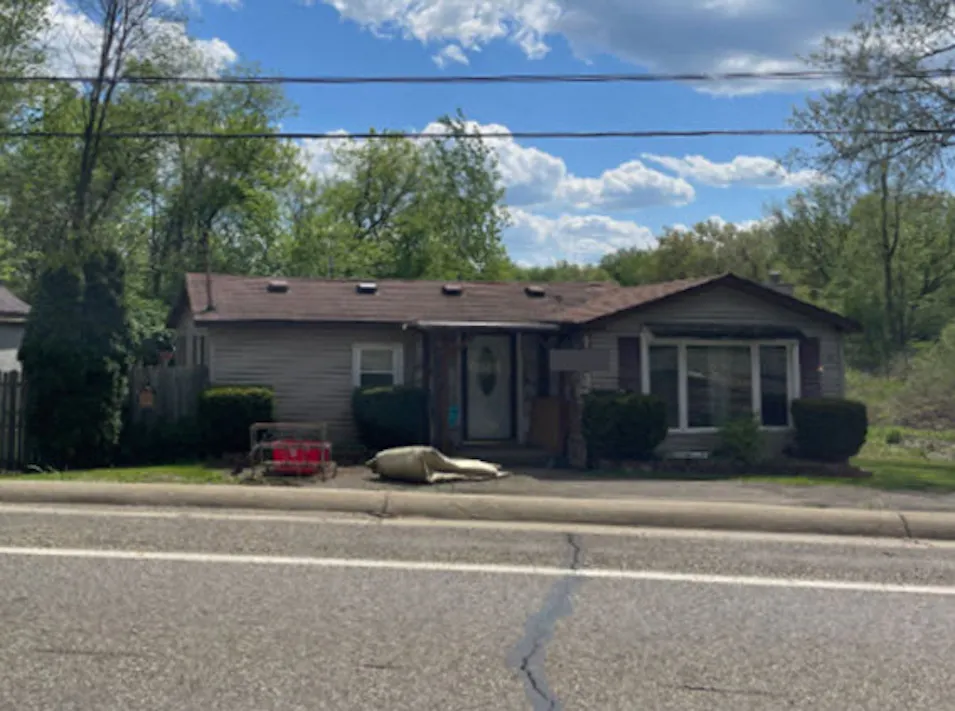 7801 Michigan Ave Jackson, MI 49201, Jackson County