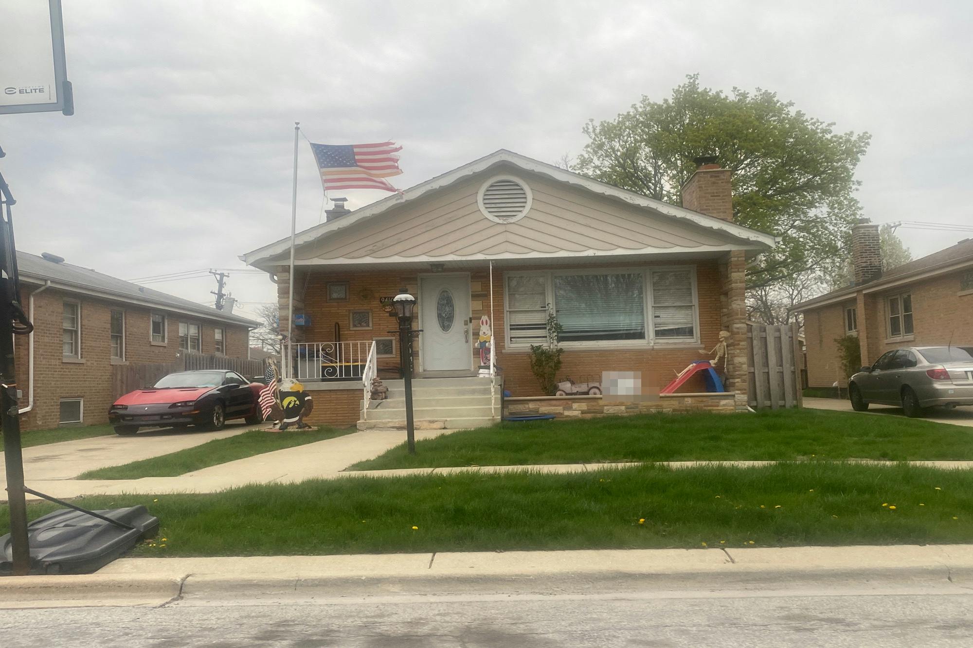 Ridgeway Ave, Evergreen Park, IL 60805