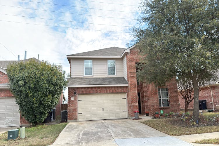 15632 Gatehouse Drive Roanoke, TX 76262, Denton County