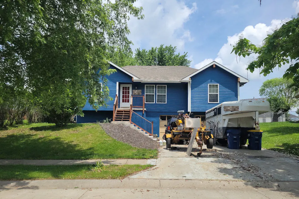 902 Paradise Ln Smithville, MO 64089, Clay County