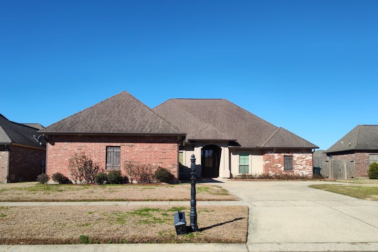 6605 Lakeridge Drive Zachary, LA 70791, East Baton Rouge County