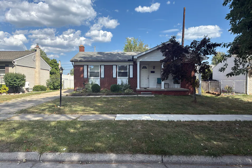 13497 Mark St Southgate, MI 48195, Wayne County