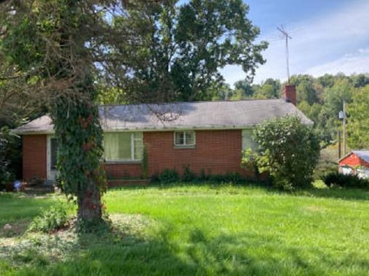 1495 Smith Twp State Rd, Burgettstown, PA, 15021, USA