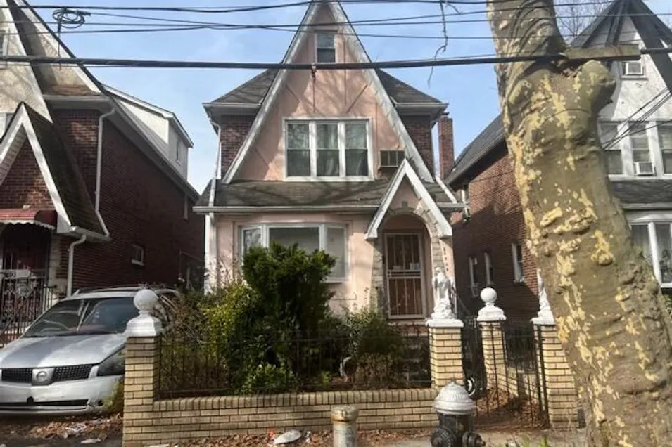 10930 202nd Street Saint Albans, NY 11412, Queens County