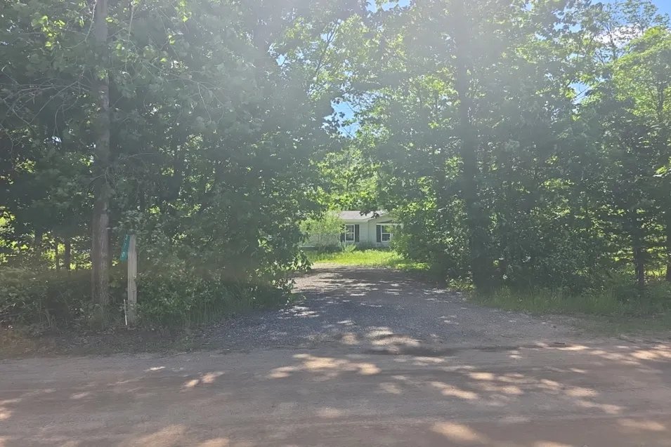 370 John Kent Dr Ravenna, MI 49451, Muskegon County