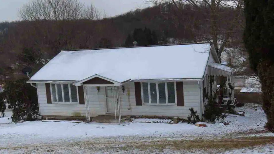 91 Terrace Ave Leechburg, PA 15656, Armstrong County