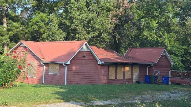 107 Enterprise St Florence, AL 35630, Lauderdale County