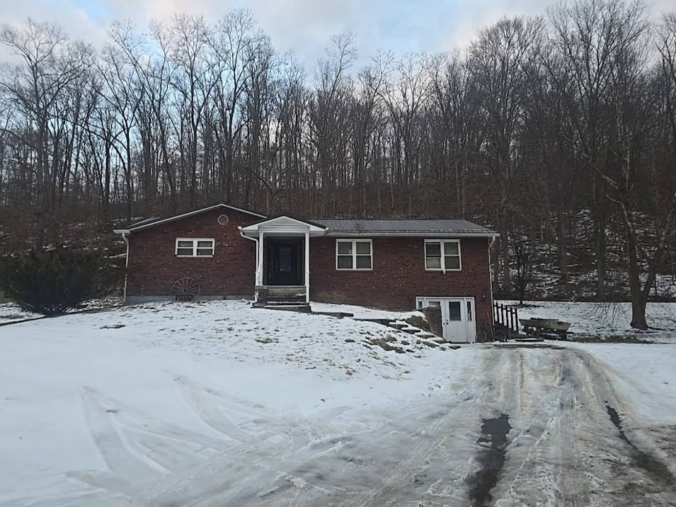 605 County Rd 119 Ironton, OH 45638, Lawrence County