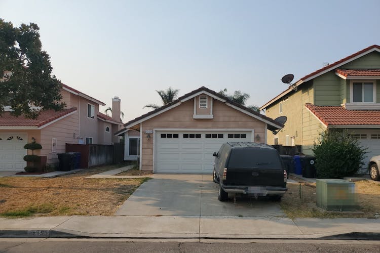 16995 Walnut Court Fontana, CA 92336, San Bernardino County