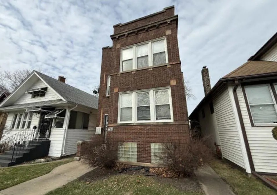 7648 S Luella Ave Chicago, IL 60649, Cook County